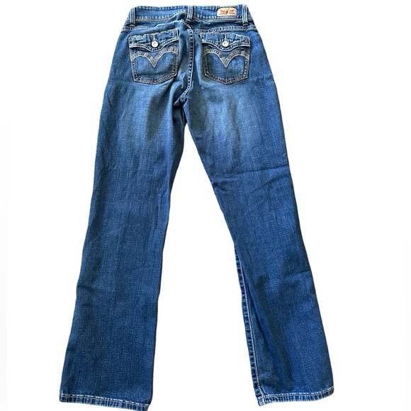 Levi’s Jeans Curvy Bootcut Jeans - Picture 2 of 7